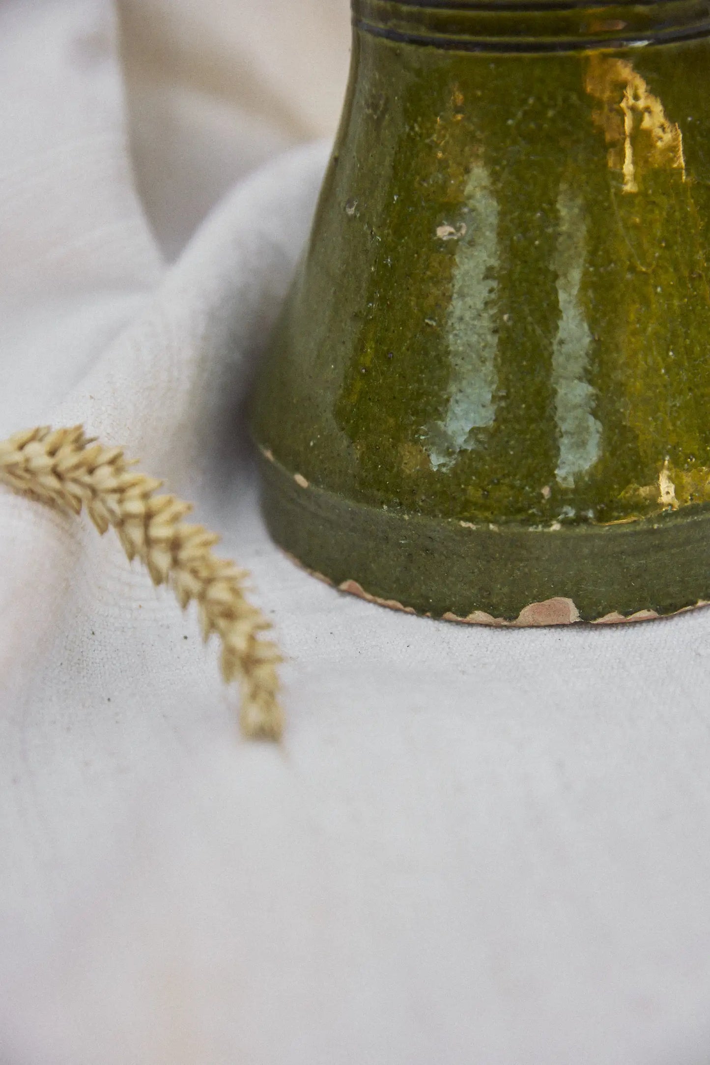 Vase émaillé vert