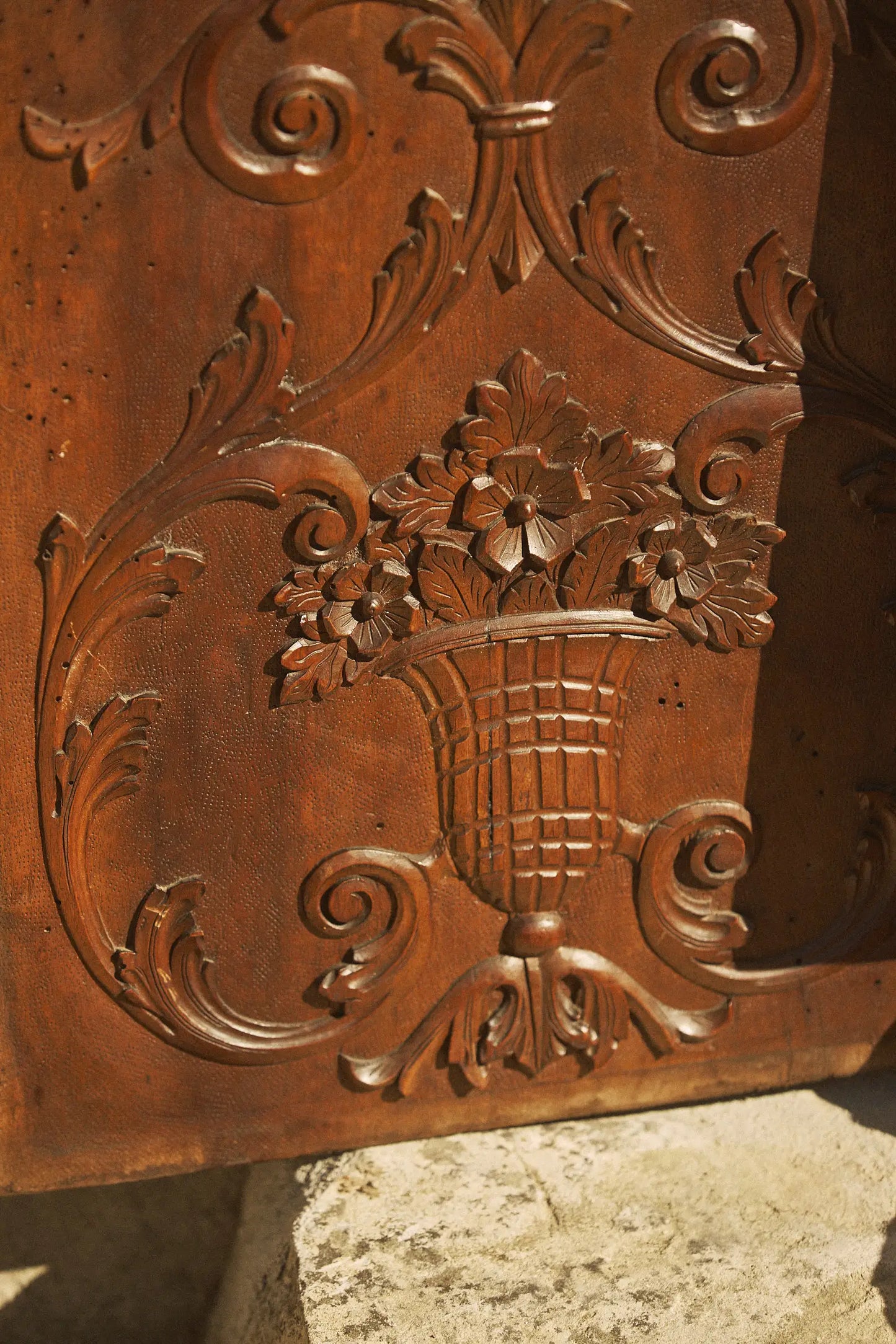 Panneaux décoratifs en bois sculptés