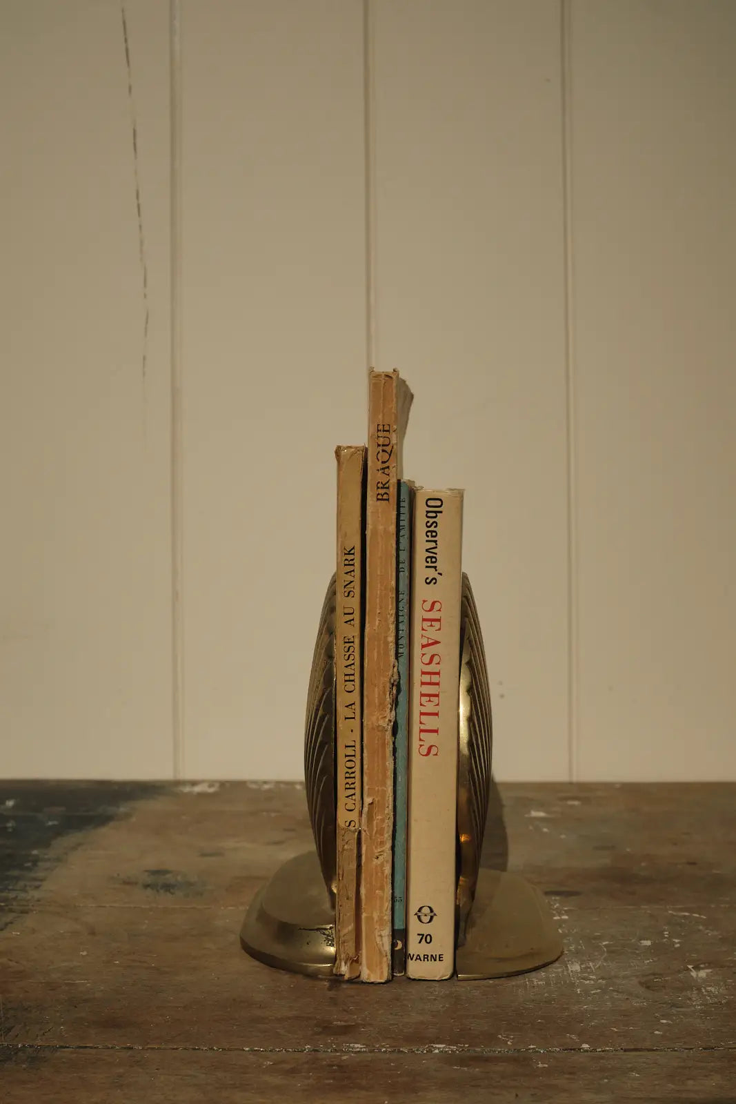 Paire de serre-livres coquillage en laiton