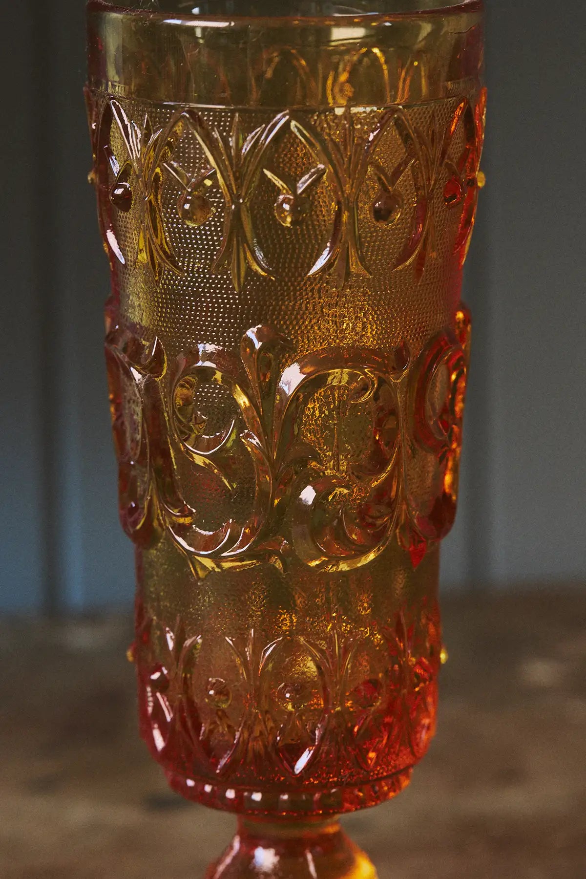 Coupes à champagne en verre moulé