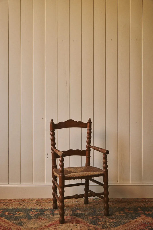 Chaise d'enfant en bois