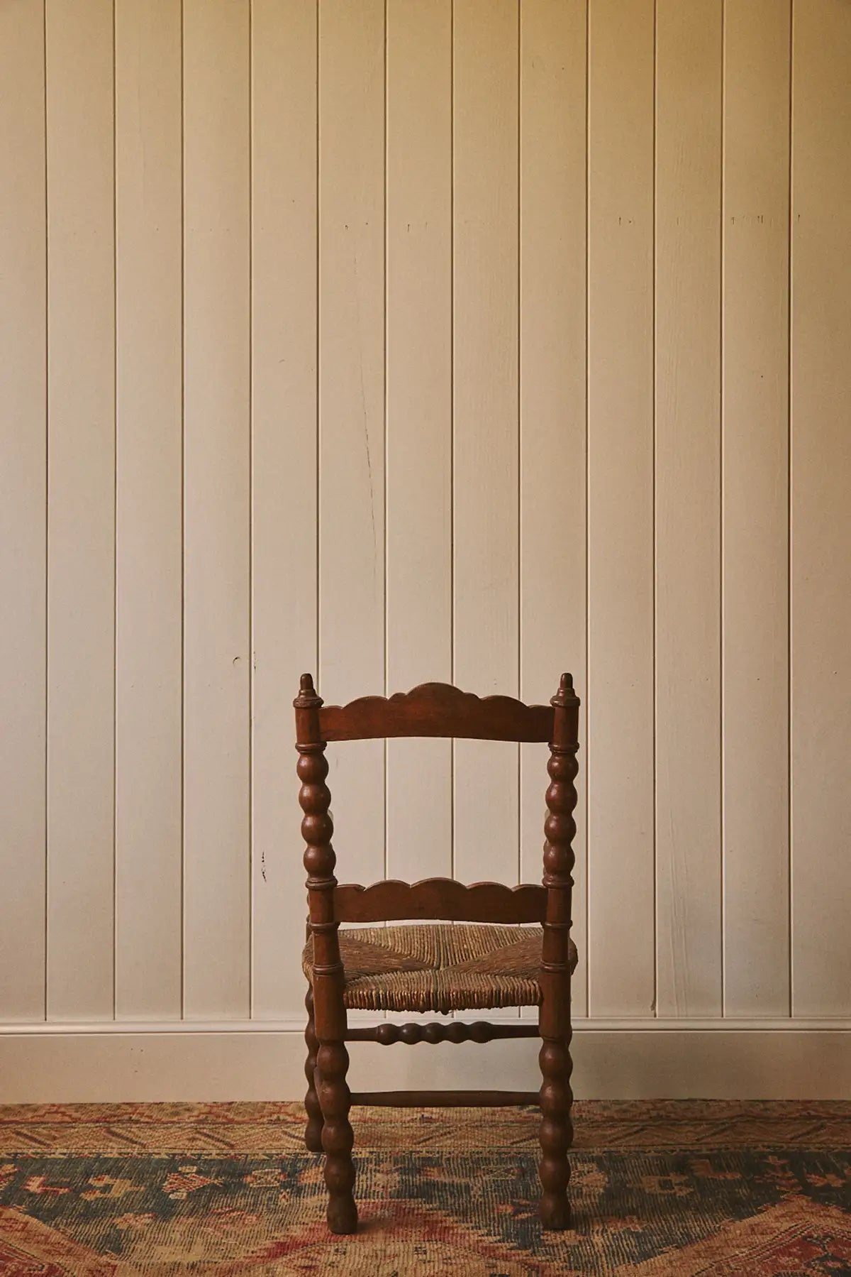 Chaise d'enfant en bois