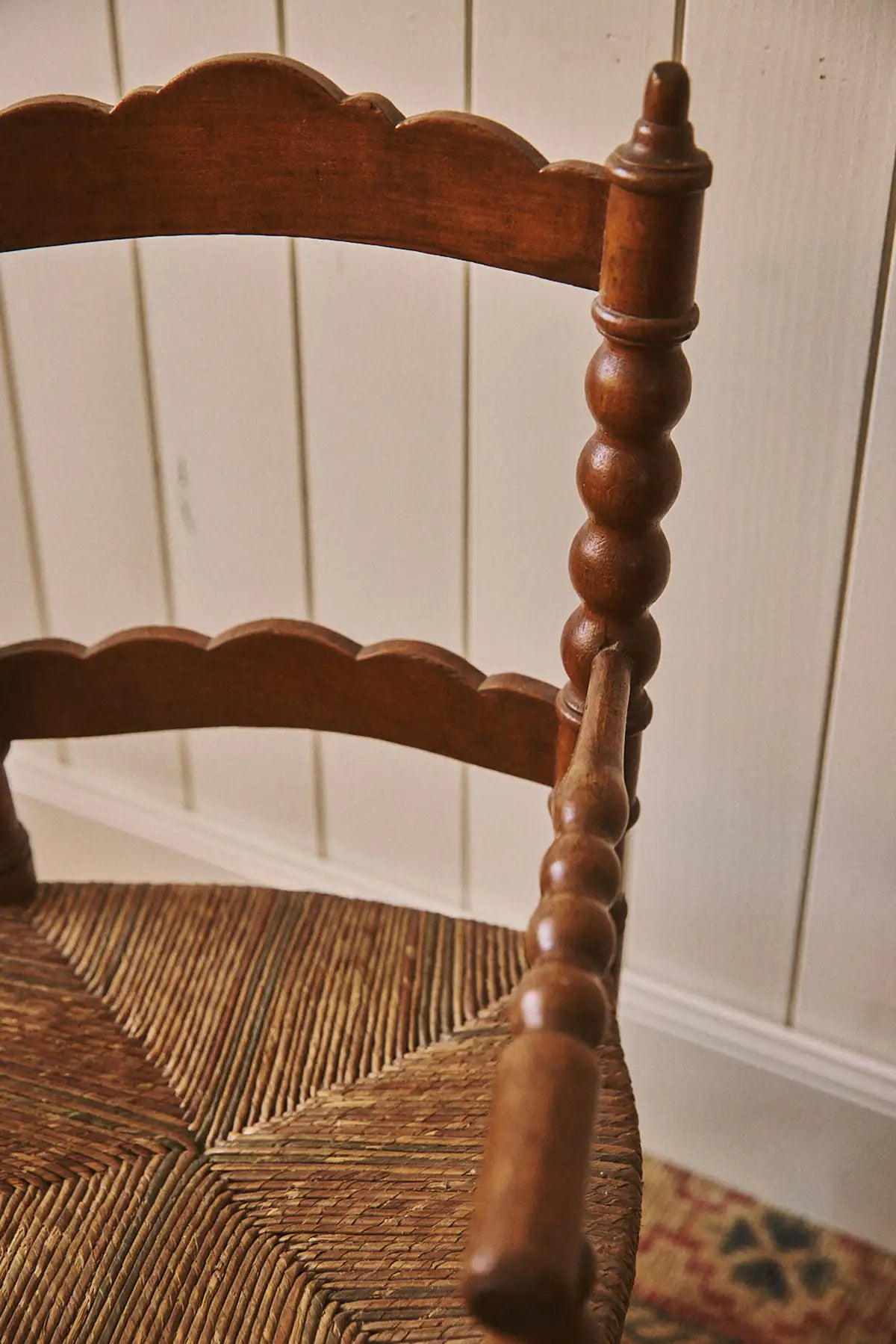 Chaise d'enfant en bois