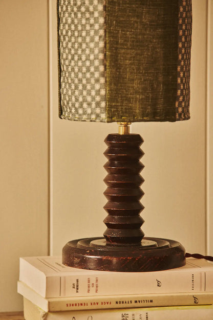 Lampe en bois et duo de tissus