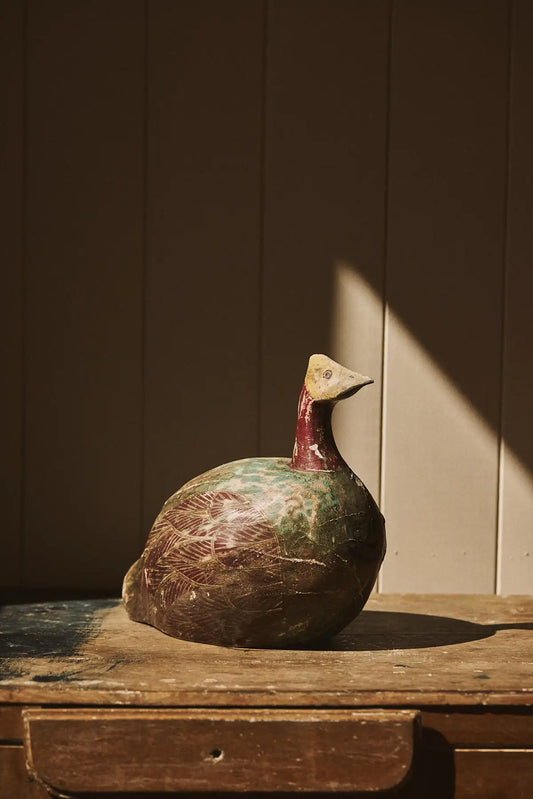 Poule en bois polychrome