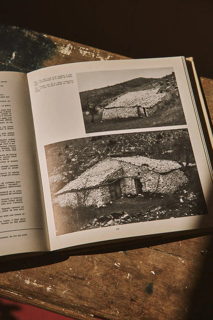 Maisons rurales et vie paysanne en Provence - J.L Massot