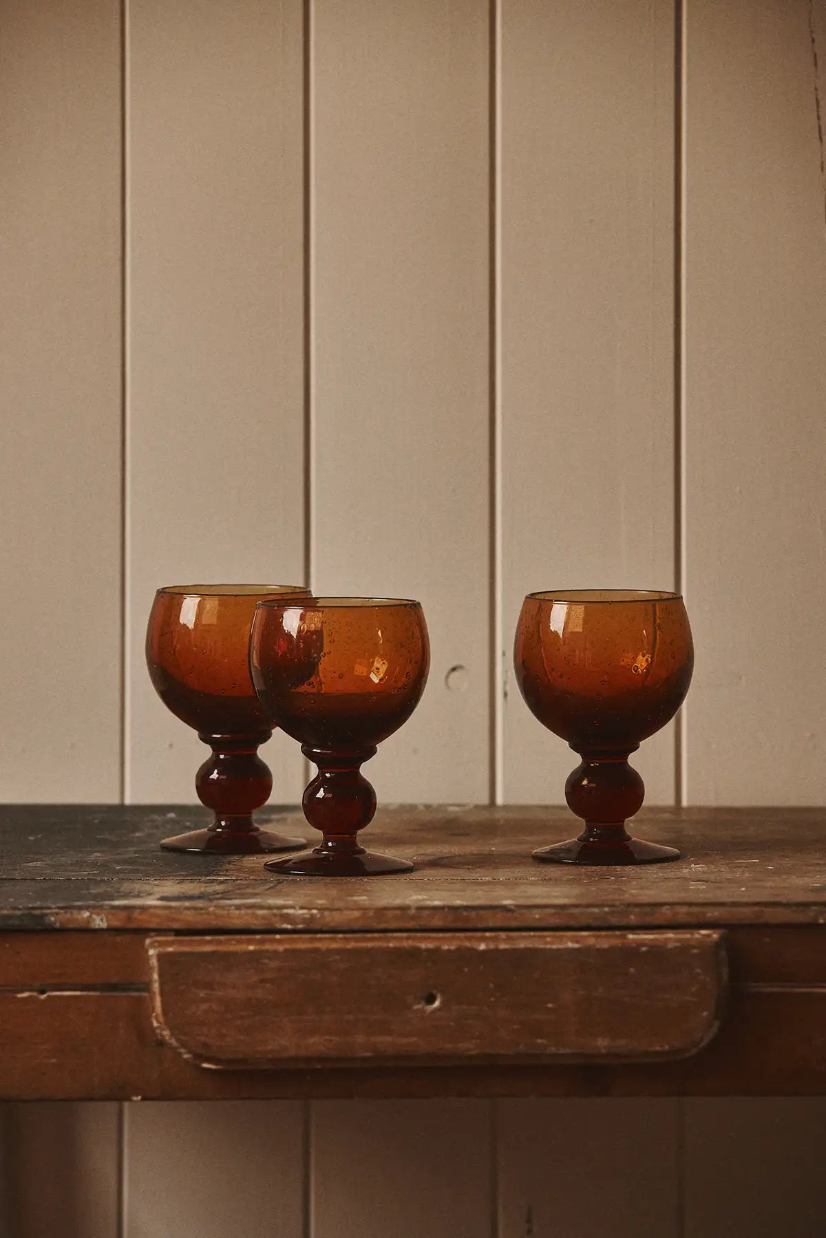 Verres Biot ambrés