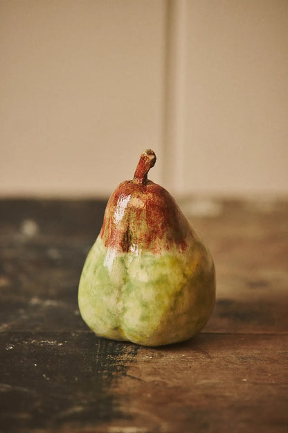 Poire en céramique