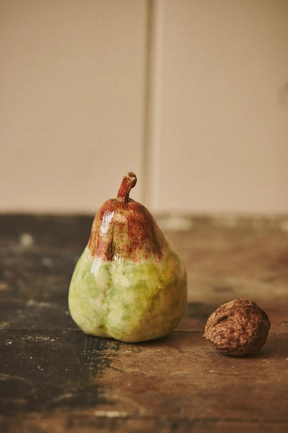 Poire en céramique