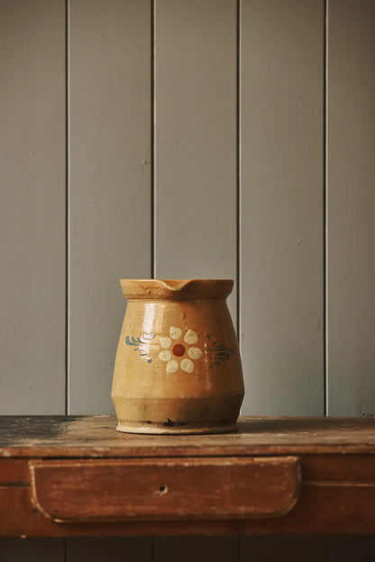 Pichet motif fleur