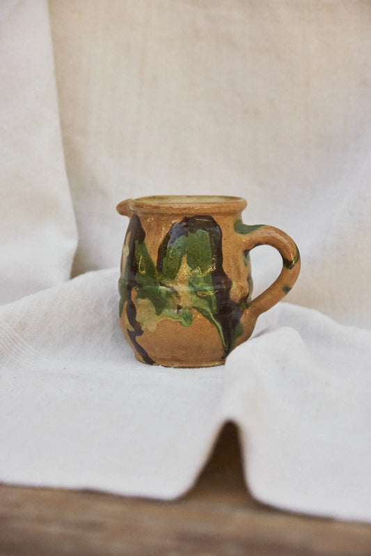Petit pot en céramique