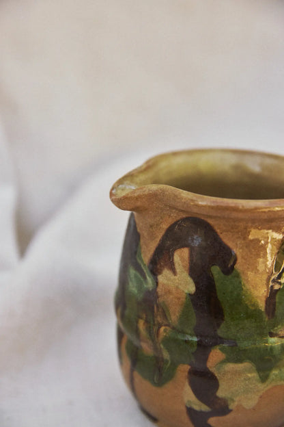 Petit pot en céramique