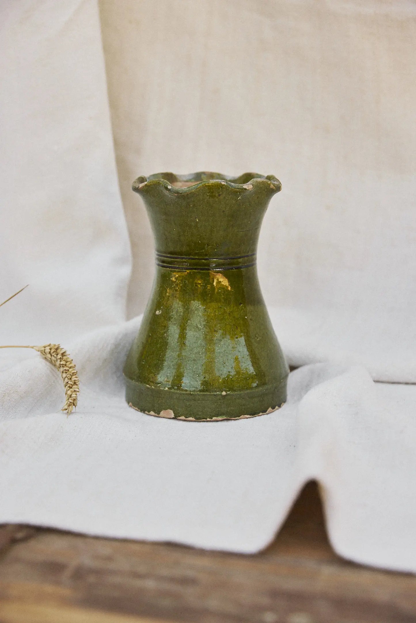 Vase émaillé vert