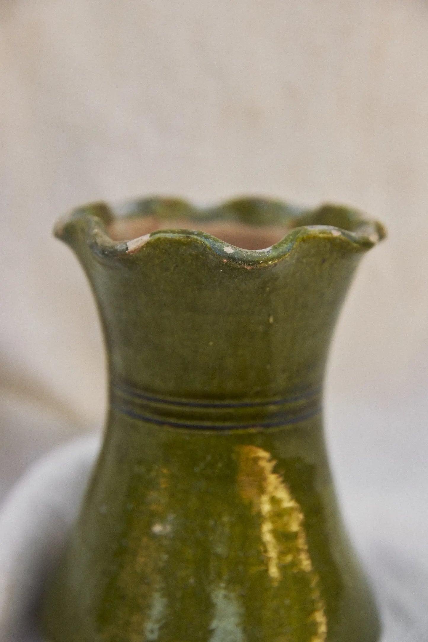 Vase émaillé vert