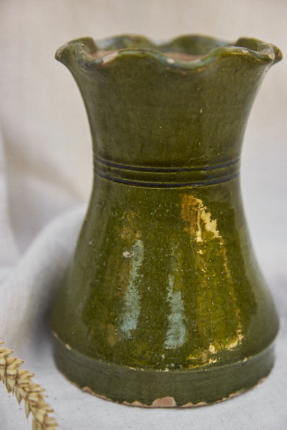 Vase émaillé vert