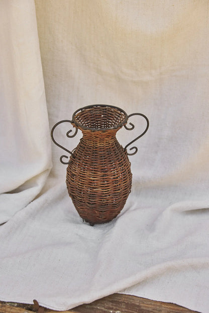 Vase en osier et fer forgé