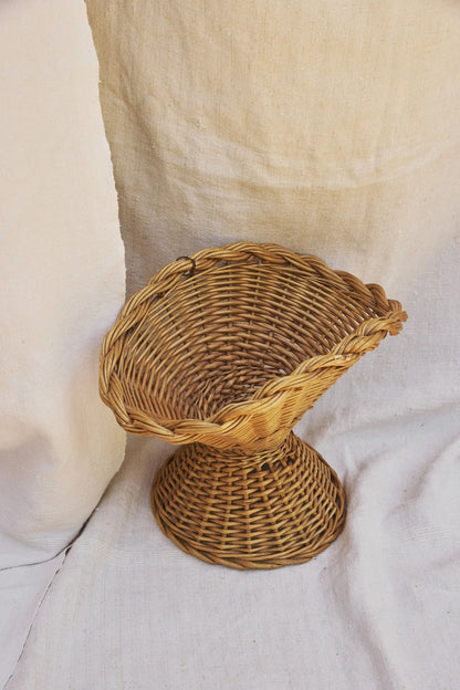 Coupe à fruits en osier