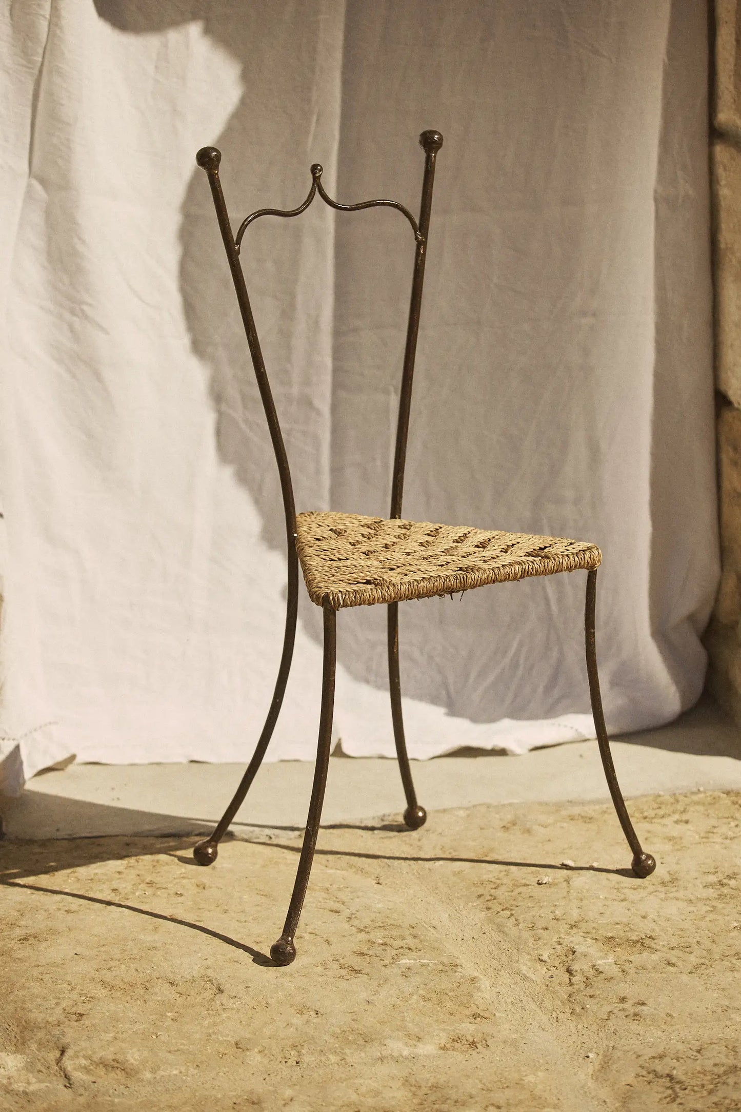 Chaise en corde et fer forgé