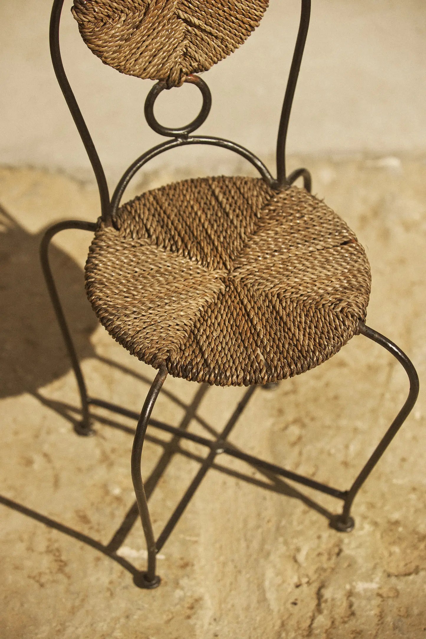 Chaise enfant en corde et fer forgé