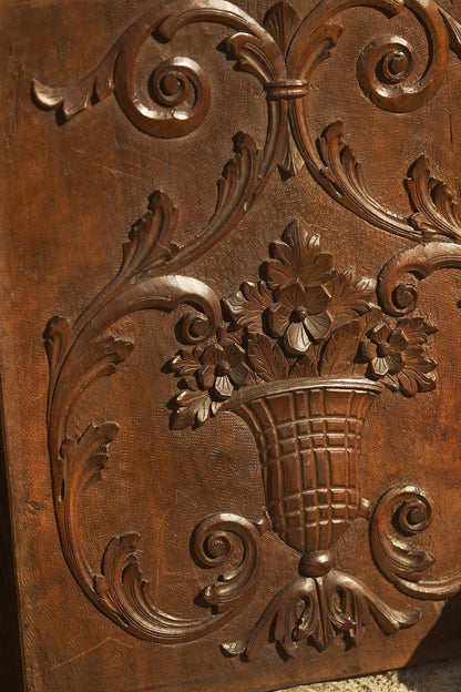 Panneaux décoratifs en bois sculptés
