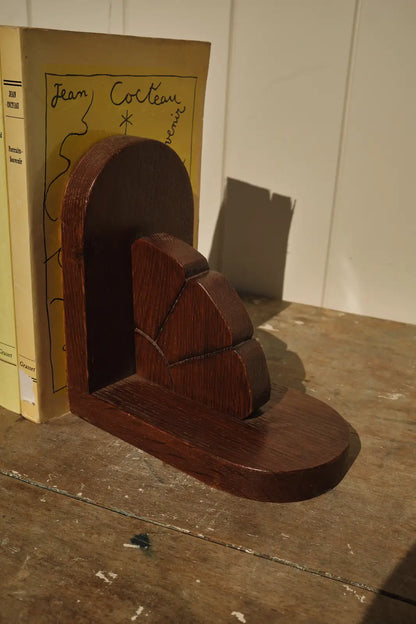 Paire de serre-livres en bois