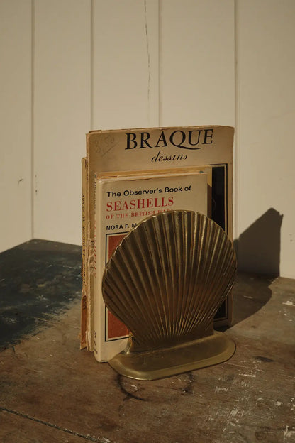 Paire de serre-livres coquillage en laiton
