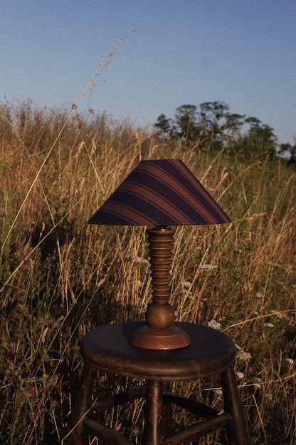 Lampe en bois tourné dans le style Charles Dudouyt